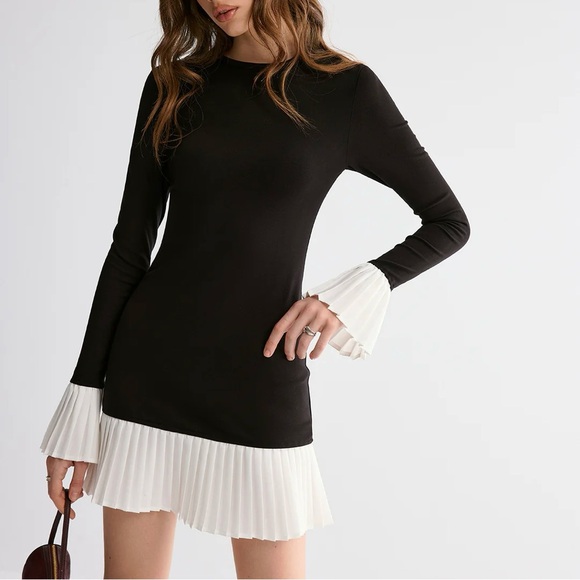 SOLD - Picture 5 of 11